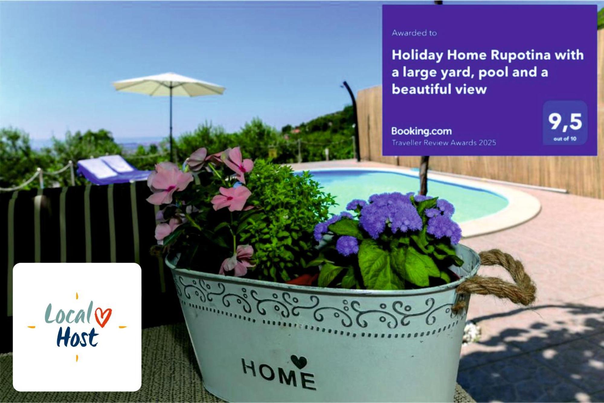 Holiday Home Rupotina With A Large Yard, Pool And A Beautiful View Solin Eksteriør bilde